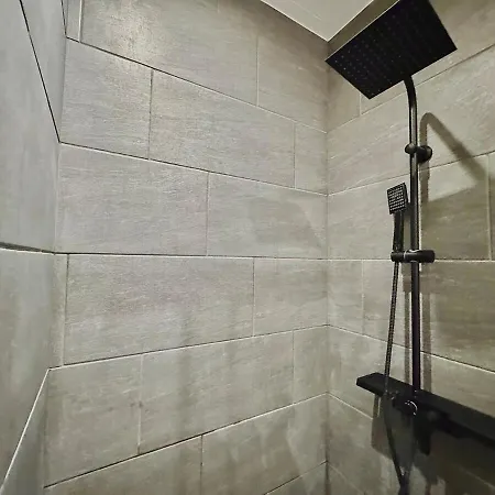 Exclusive - Modern 1br *